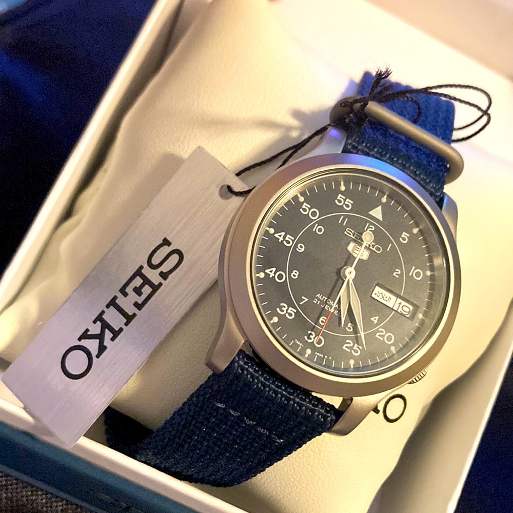 Seiko 5 Blue Dial Blue Canvas Mens Watch